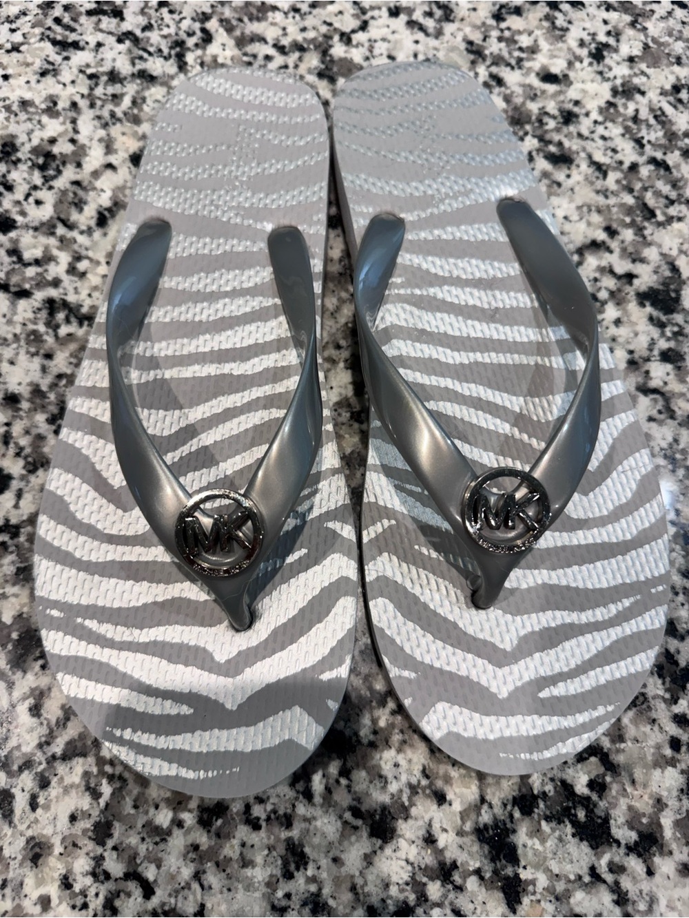 NEW Michael Kors Silver Gray Zebra-Print Flip Flops